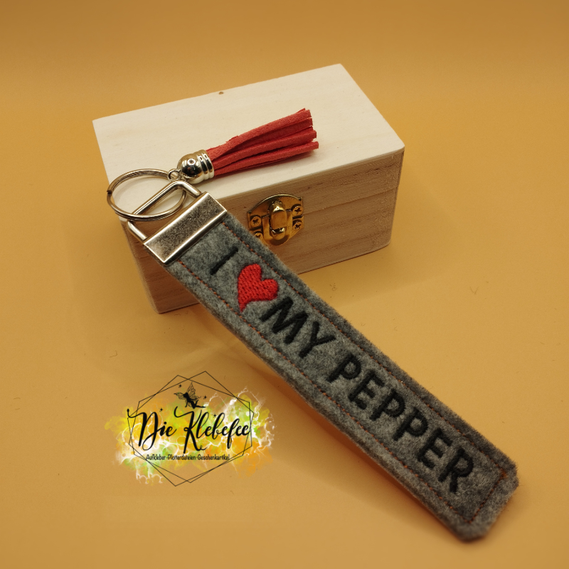 Schlüsselanhänger Filz für Wohnmobil Pepper – Die Klebefee